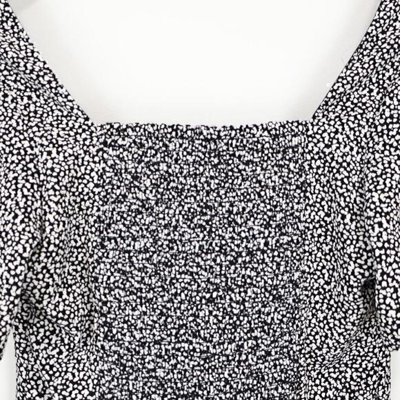 Abercrombie & Fitch Flutter Sleeve Semi Cropped Babydoll Blouse Black Print XS - Picture 5 of 6